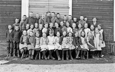 Jokisivun koulun oppilaita 1927