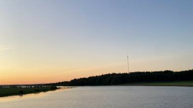 A view from the Karhiniemi bridge next to the beach